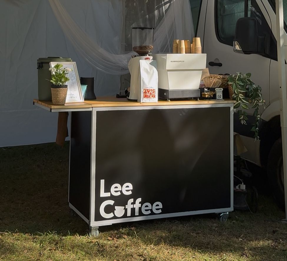 Lee Coffee la Vuiet 2025 – cafea de specialitate și experiență memorabilă ☕🎶